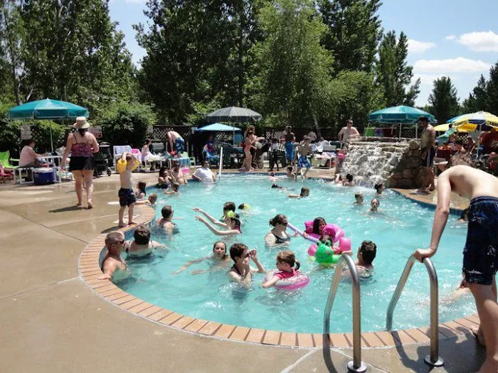 Milton KOA Holiday Picture 7