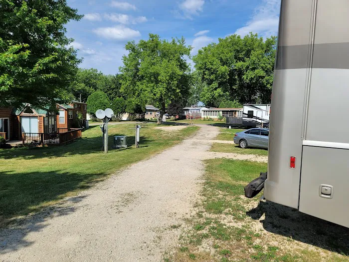 Lakeland Campground Picture 9