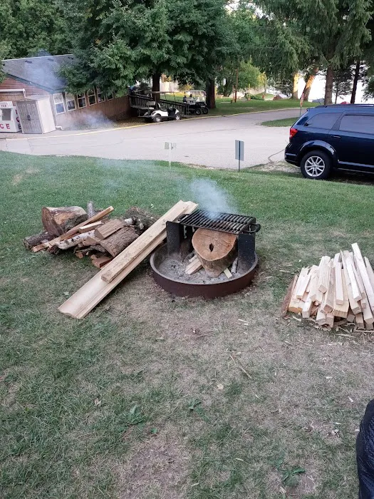 Snug Harbor Inn Picture 8