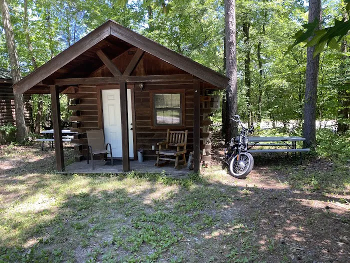 LBL Whispering Pines Campground & Cabins Picture 1