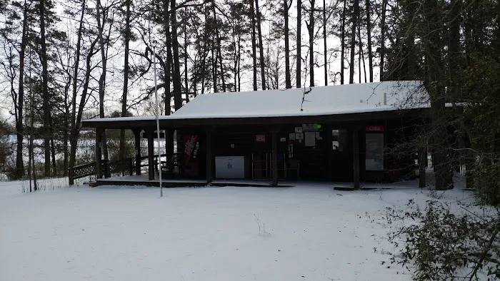 LBL Whispering Pines Campground & Cabins Picture 7