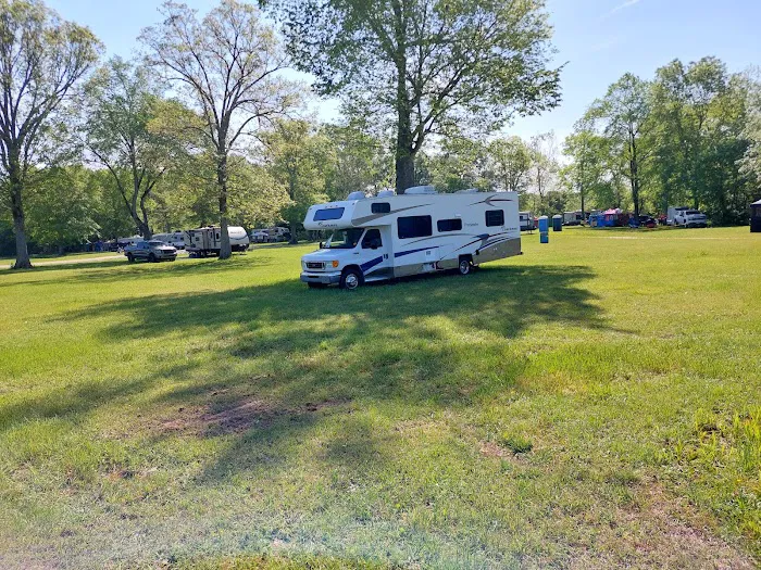 Talladega Creekside Resort Picture 2