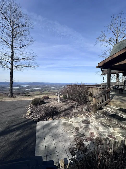 Cabin LeNora Picture 4