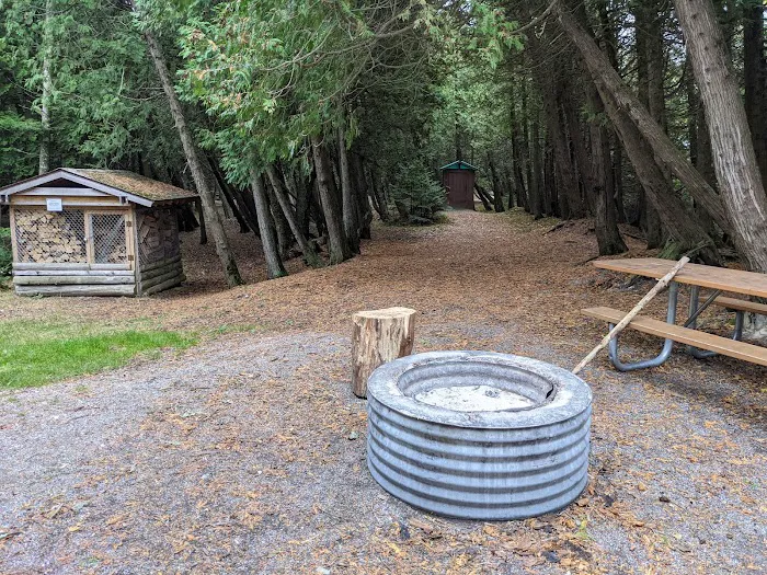 Sturgeon Bay Cabin Picture 3