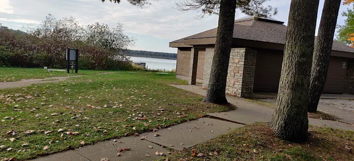 Woodhaven Lakes Picture 5