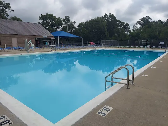 Woodhaven Lakes Picture 12