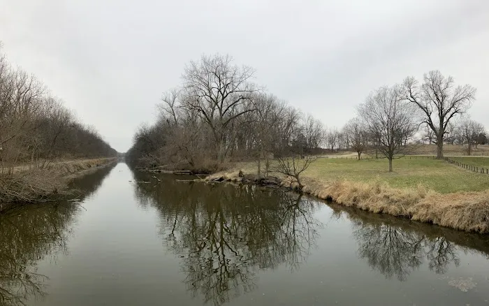 Hennepin Canal - Bridge 14 Campground Picture 1
