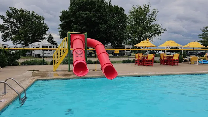 Lena KOA Holiday Picture 1