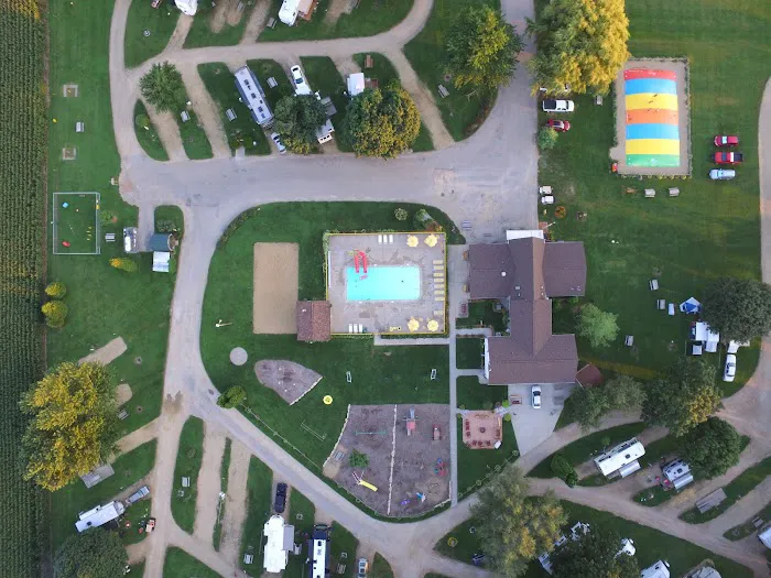 Lena KOA Holiday Picture 5