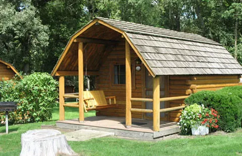 Lena KOA Holiday Picture 9