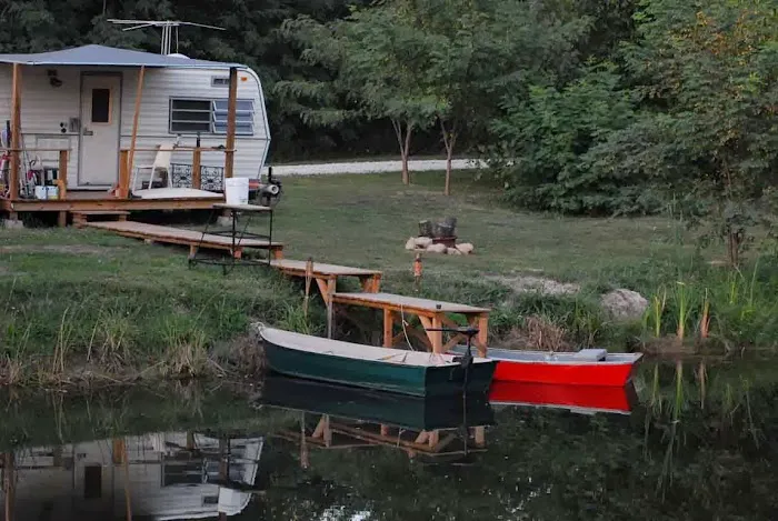 Stonefort Campground Picture 2