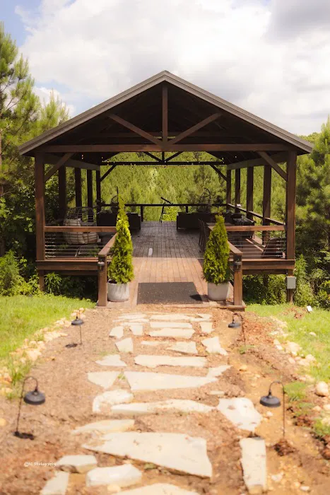 Nine Pines Retreats Picture 7