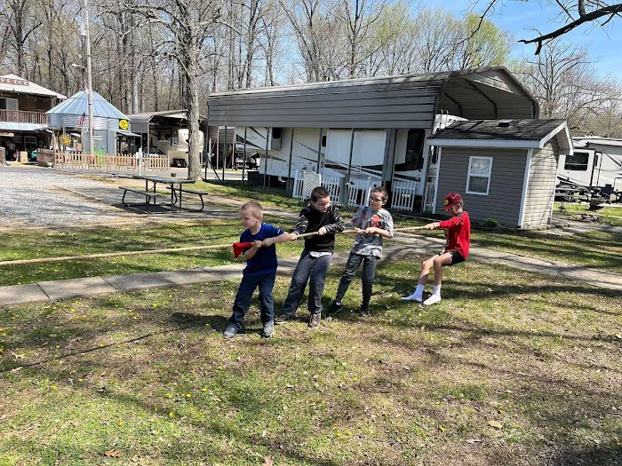 Cypress Lake RV Park Picture 10