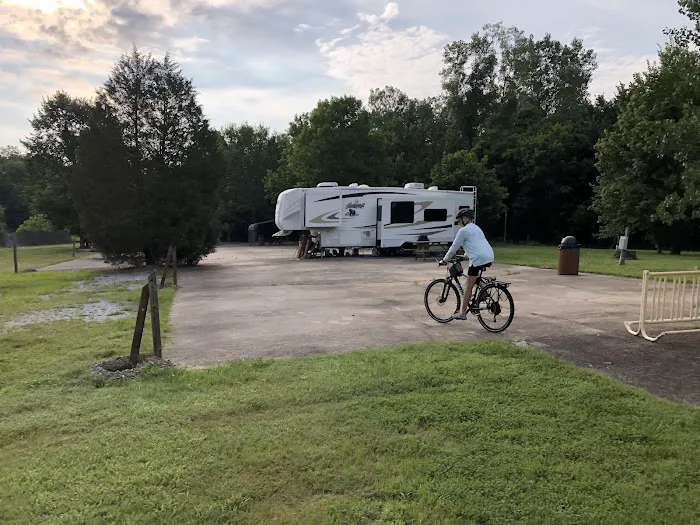 Main Brothers Campground Picture 9