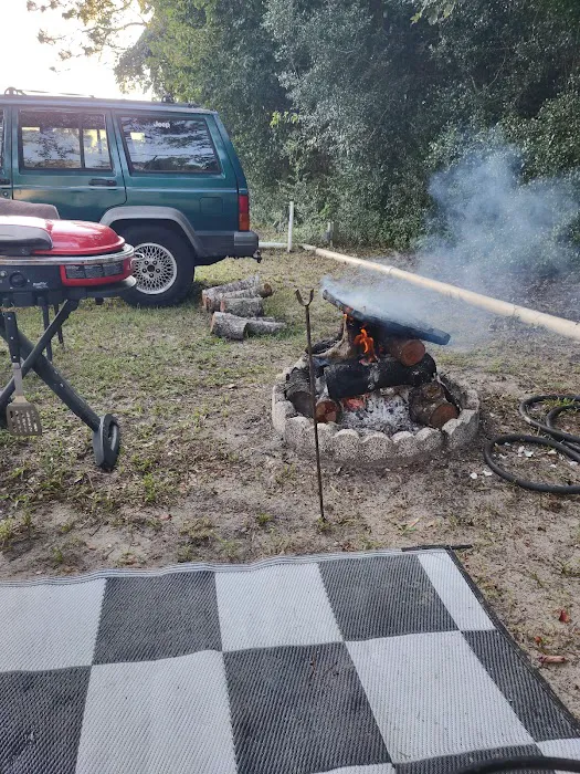 Bow & Arrow Campground Picture 8