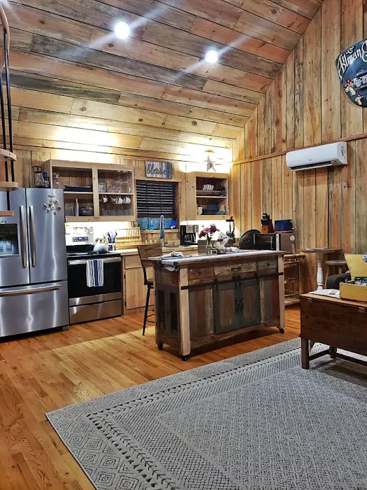 Highwater Hideaway Picture 1