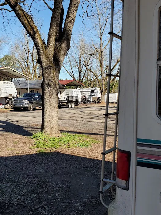 Country Vista Campground Picture 2