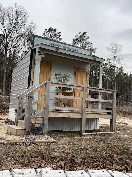 Piney Hills Campground Picture 4