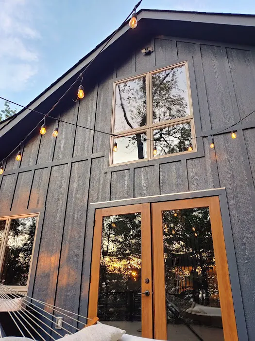 Hickory Hideaway Picture 1