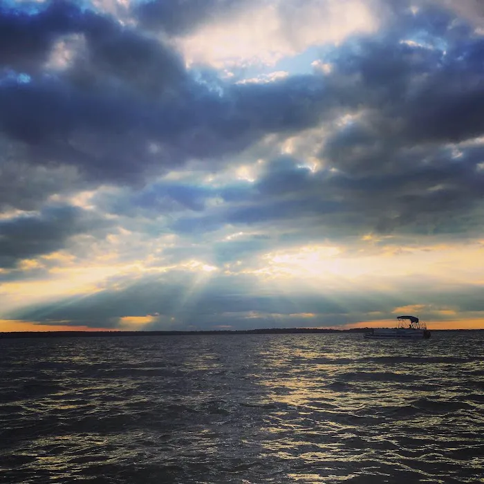 Dan's Resort Picture 6