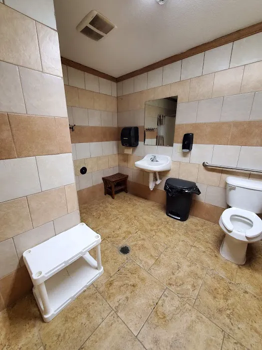 Crystal Lake RV Park Picture 4