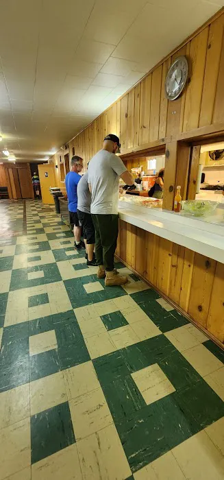 Whispering Pines - Event and Lodging Picture 1