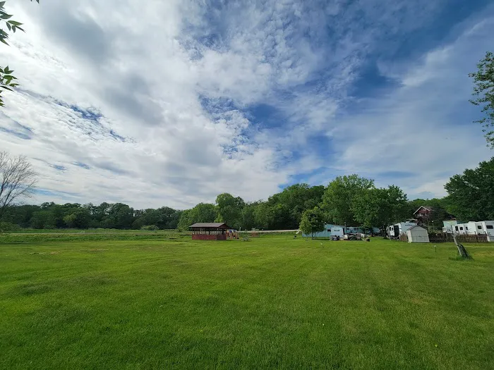 Yellowstone Lake Chalet Campground Picture 9