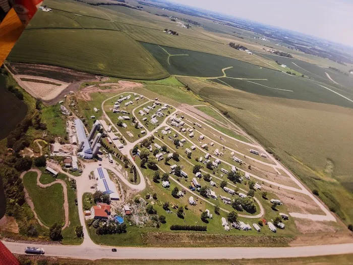 Backyard Campground Picture 6