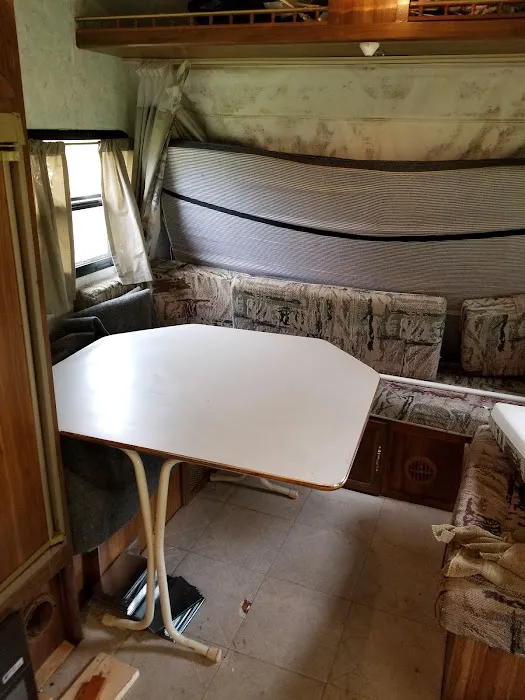 Vel Terra Campground Picture 6