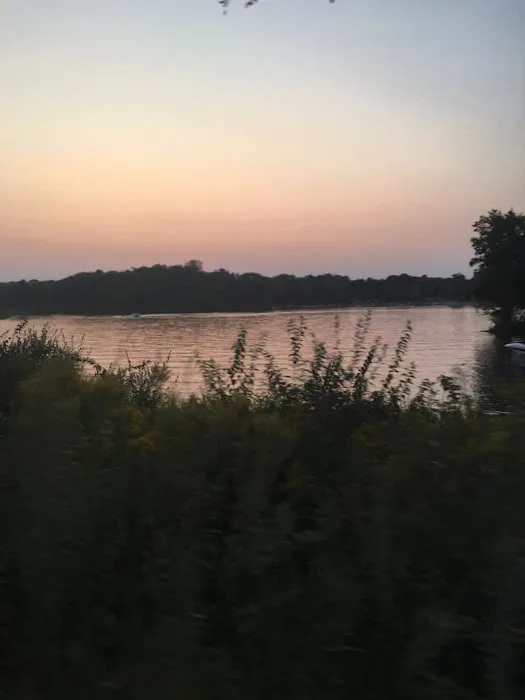 Apple Canyon Lake Campground Picture 5