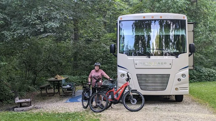 Mississippi Palisades State Park Campground Picture 7