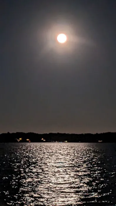 Lake Waubesa Home Rental Picture 2