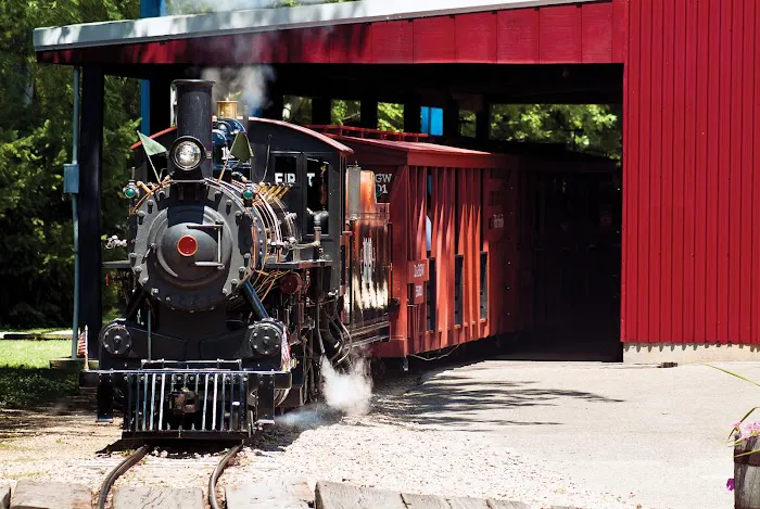 Whistle Stop Campground Picture 3