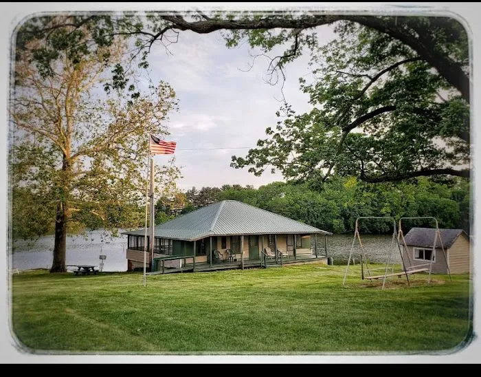 Avondale Lake Picture 2