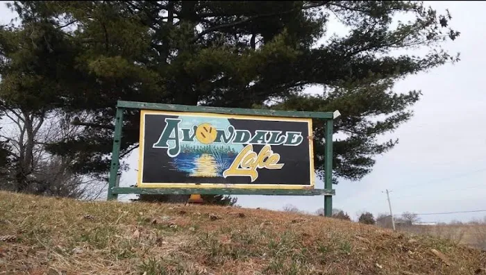 Avondale Lake Picture 1