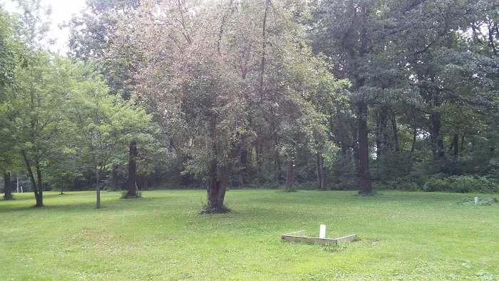Whispering Oaks Campground Picture 4