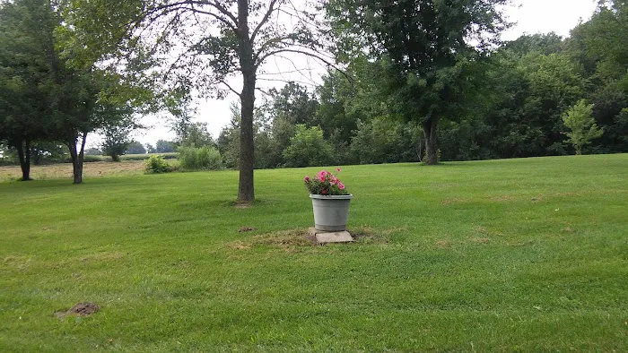 Whispering Oaks Campground Picture 8