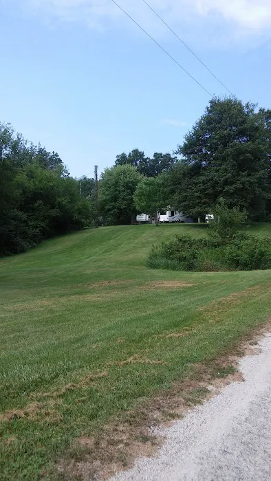 Whispering Oaks Campground Picture 7