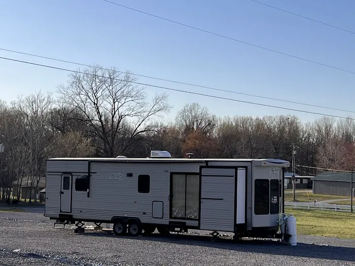 Rockcastle RV Picture 9