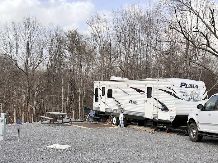 Rockcastle RV Picture 10
