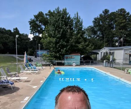 Lakeside Campground and Marina