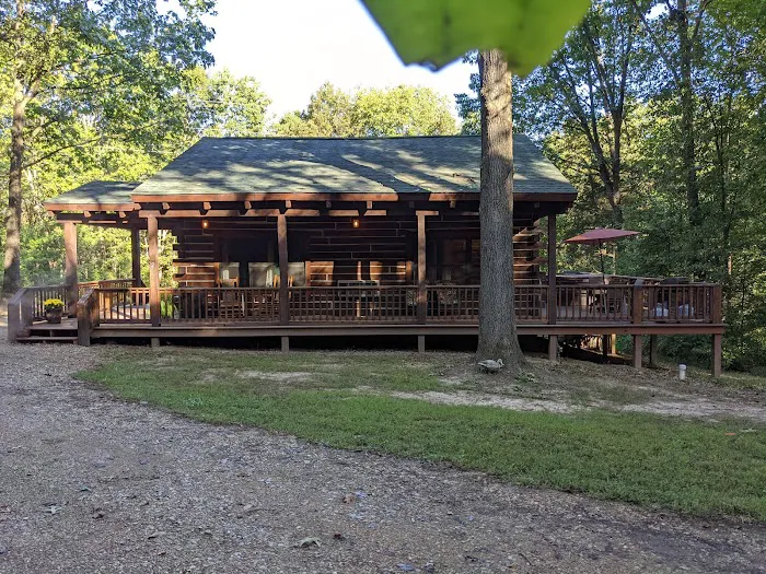 AdamsRock Cabins Picture 4