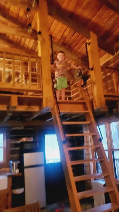 AdamsRock Cabins Picture 9