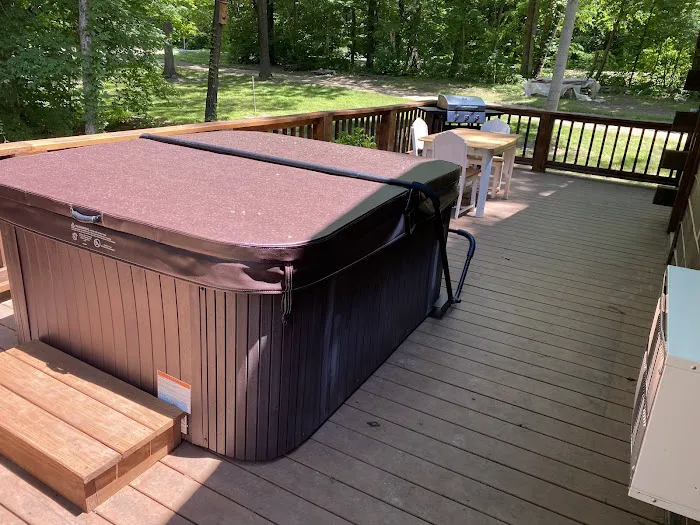 AdamsRock Cabins Picture 6