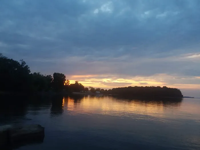 Birmingham Point Campground Picture 9