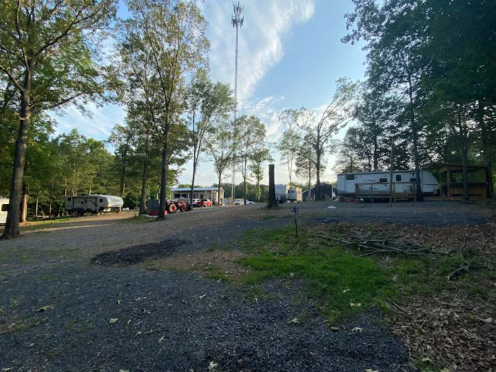 Sizzlin Sisters Campground Picture 5