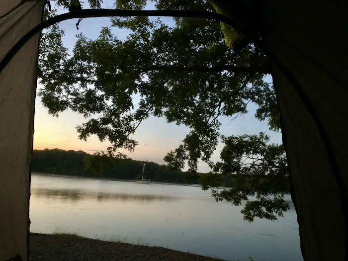 Smith Bay Self-Service Campground & Boat Ramp Picture 8