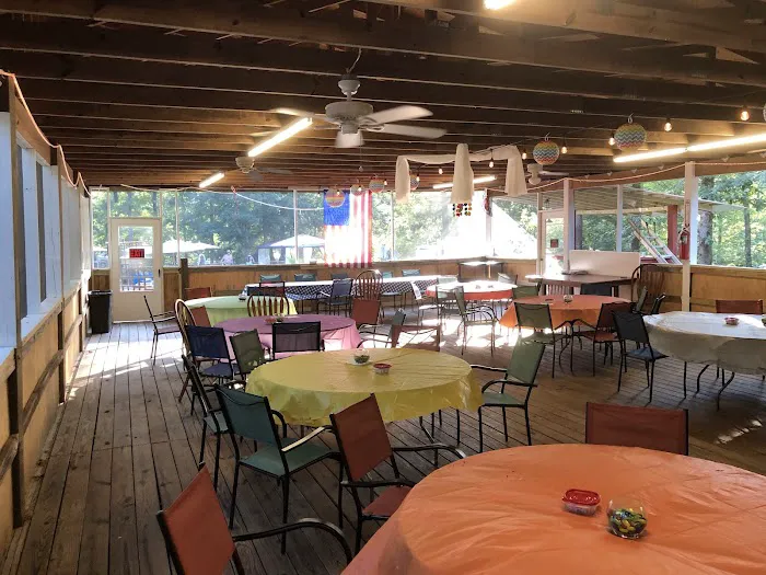 Whispering Oaks Retreat and Campground Picture 8