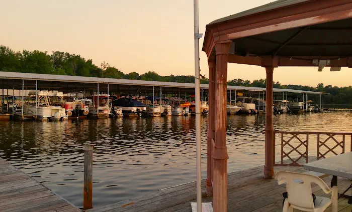 Birdsong Resort, Marina and Family Lakeside RV Campground Picture 1