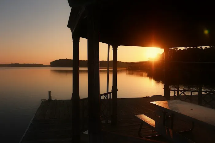 Birdsong Resort, Marina and Family Lakeside RV Campground Picture 10